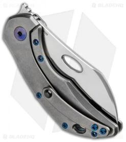 Olamic Cutlery Busker Largo Knife Lightblast W/Carbon Fiber (2.5" Satin) 420L -Blade Vault Olamic Cutlery Busker Largo Lightblast CF Satin 420L BHQ 93014 jr side